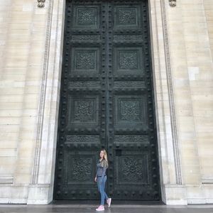 Meet your Posher, Leanna